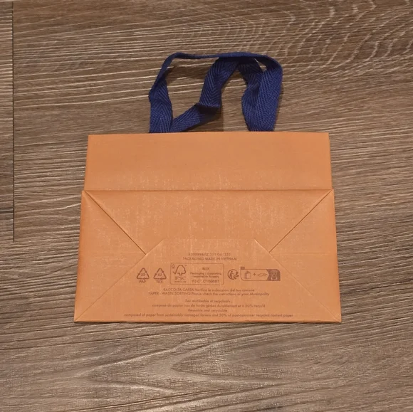 Louis vuitton gift bag - Picture 2 of 2